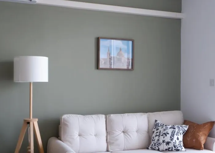 Peprina Penthouse In *